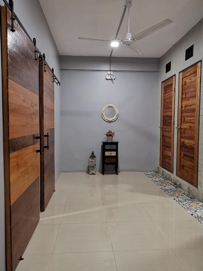 Michel'Inn Coron Exterior photo